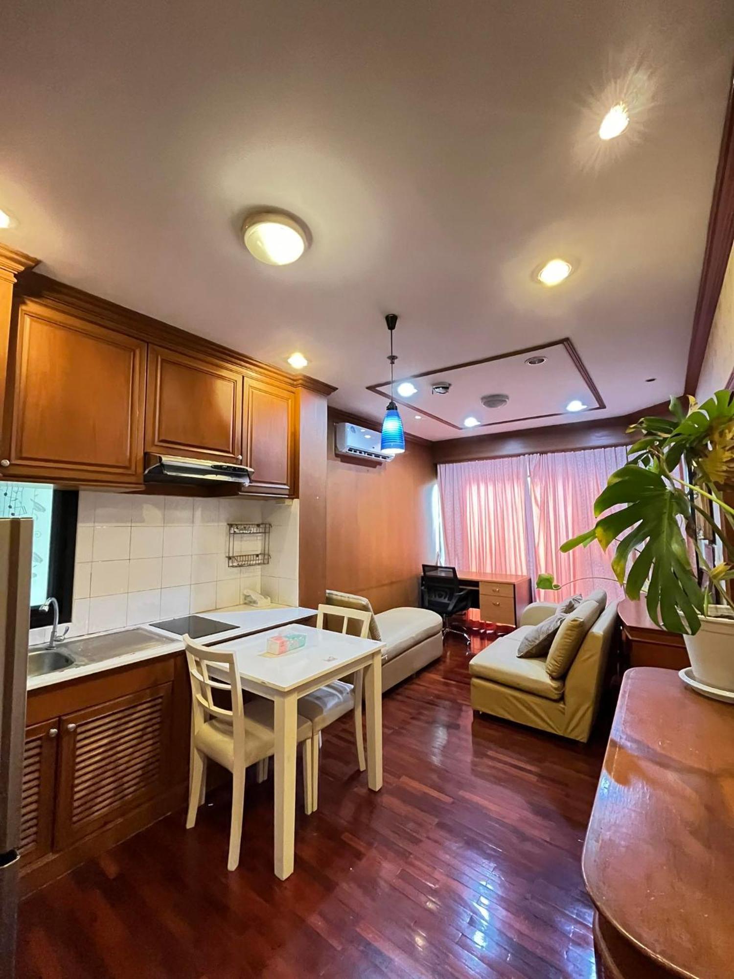 Grand Diamond Condo Suites 방콕 외부 사진