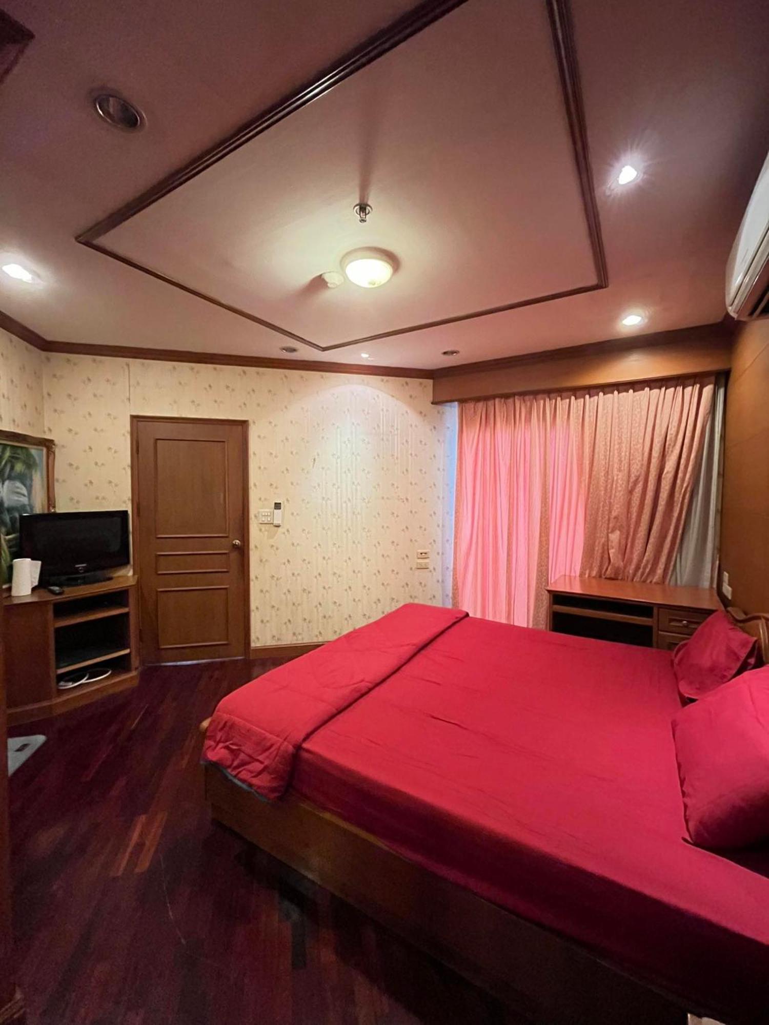 Grand Diamond Condo Suites 방콕 외부 사진
