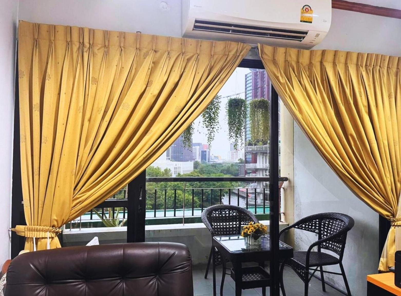 Grand Diamond Condo Suites 방콕 외부 사진